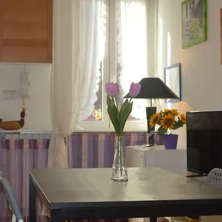 Delicious Flat Near The Subway M3 * Milan